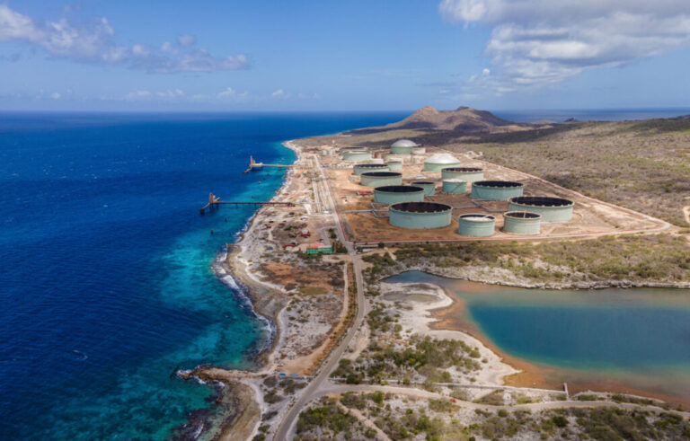 US energy secretary arrives in Venezuela with Herculean task of oil recovery